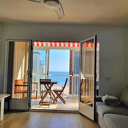 First Line Apartment With 3 Bedrooms And Seaviews Benidorm Exterior photo