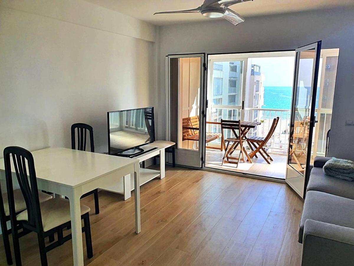 First Line Apartment With 3 Bedrooms And Seaviews Benidorm Exterior photo